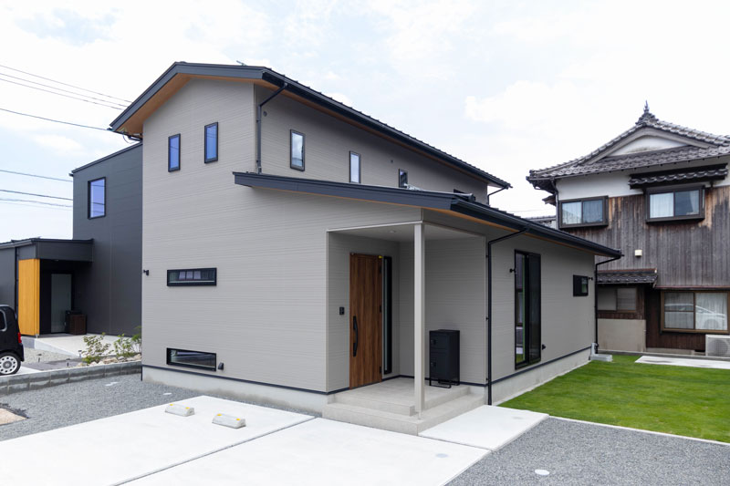 新築・注文住宅・リフォーム・リノベーションなら鳥取県米子市の地元工務店、小田原工務店にお任せください。新築住宅O様266外観写真