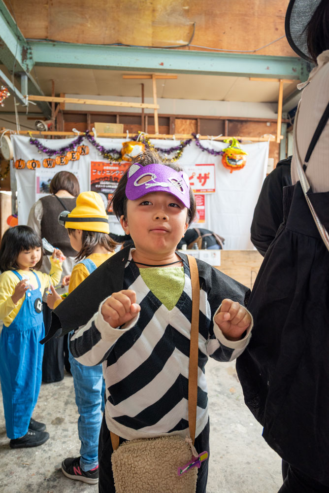 新築・注文住宅・リフォームなら鳥取県米子市の地元工務店、小田原工務店にお任せください。第27回お客様感謝祭のクロネコちゃんたちの画像