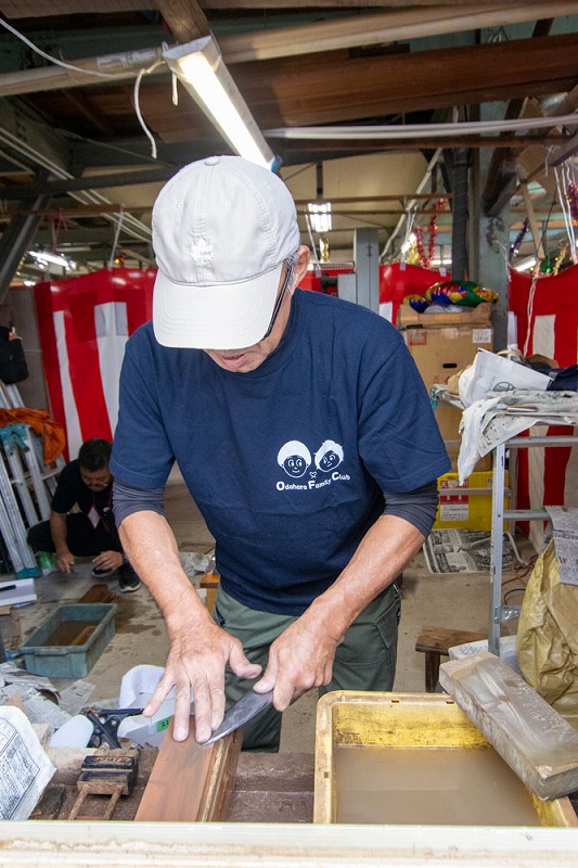 新築・注文住宅・リフォームなら鳥取県米子市の地元工務店、小田原工務店にお任せください。第27回お客様感謝祭の包丁研ぎの画像