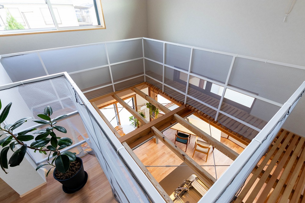 新築・注文住宅・リフォーム・リノベーションなら鳥取県米子市の地域密着工務店、小田原工務店にお任せください。リフォームモデルハウス吹き抜け写真